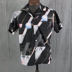 Vintage Hawaiian Shirt - Angle Wave Pattern with Sea Shell Kai Nani - Mens Large